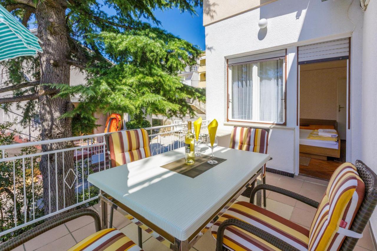 Apartments Danica Dramalj Exterior foto